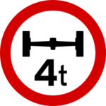 segnale irlandese vietato il transito ai veicoli aventi una massa effettiva per asse superiore a quella indicata