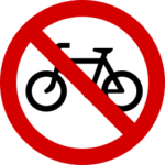 segnale irlandese divieto di transito alle biciclette