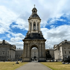 irlanda trinity college