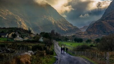 Gap of Dunloe tra le montagne della contea di Kerry